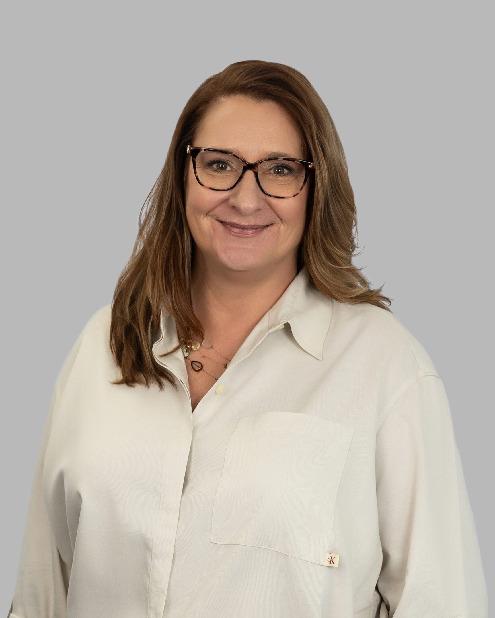 Amy_Klockow-69-Print A woman wearing glasses and white shirt